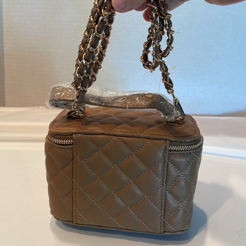 NWT $330 Valentino Orlandi Taupe Quilted Bag Vegan Leather 2 ways to carry style - Picture 9 of 17